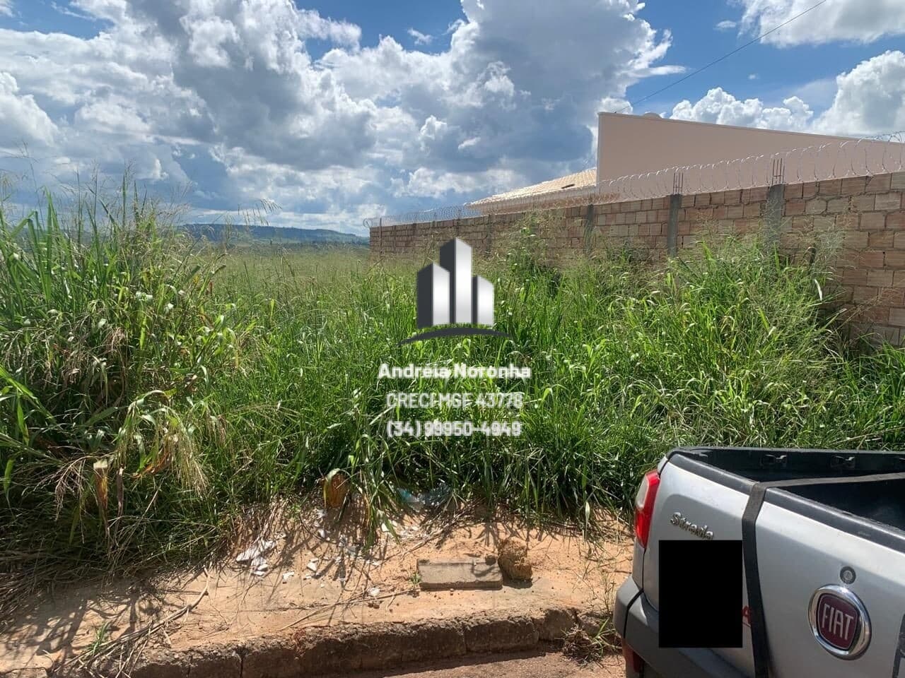 Lote 275 m² no Bairro Residencial Barreiro