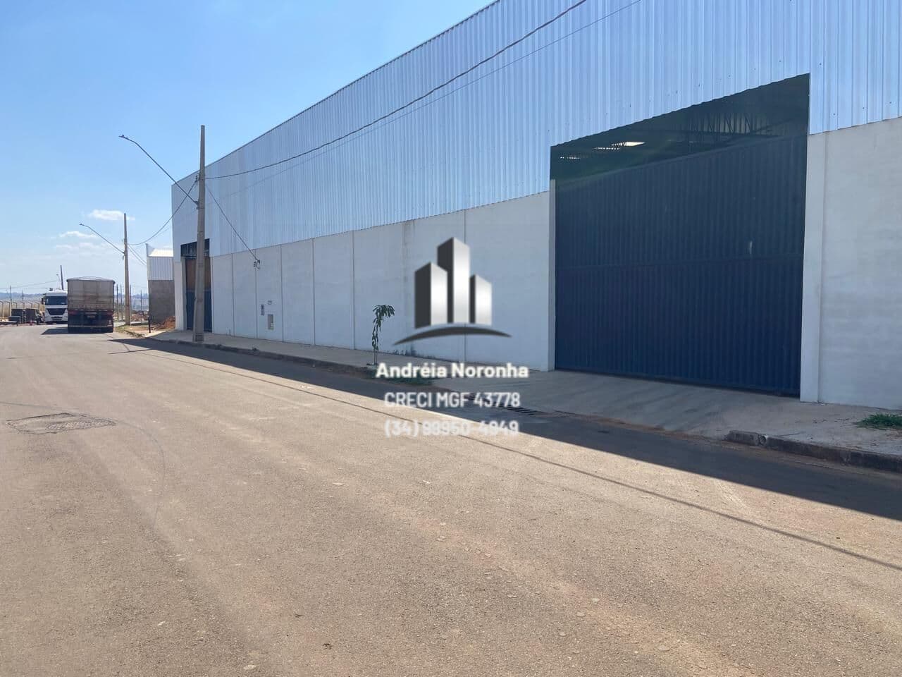 Galpão 1000 m² para Locação - Bairro Jardim Itália