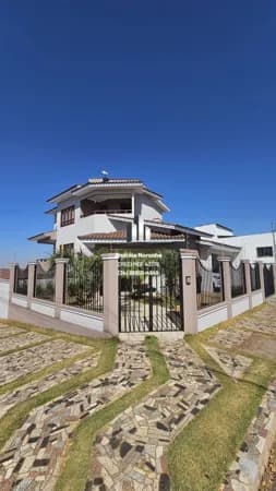 🏡 CASA À VENDA NO BAIRRO ALTO DOS CAIÇARAS 🏡