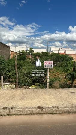 2 Lotes no bairro Planalto