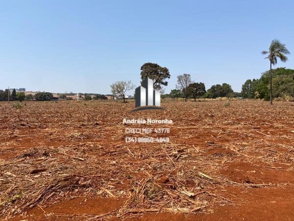 Área de 4 Hectares para Loteamento