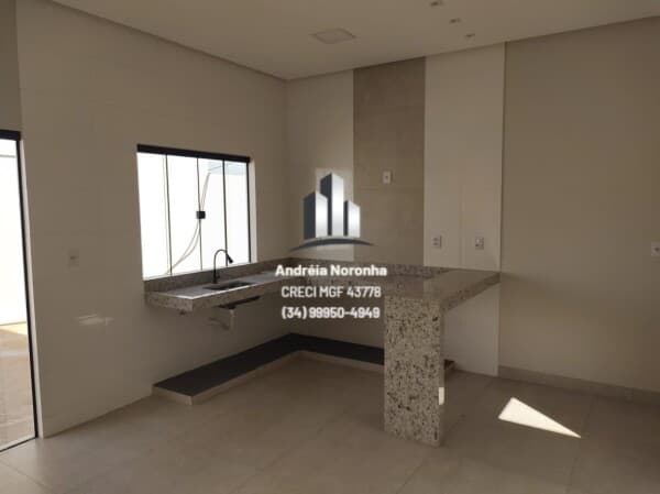 CASA A VENDA JARDIM EUROPA - ACEITA FINANCIAMENTO