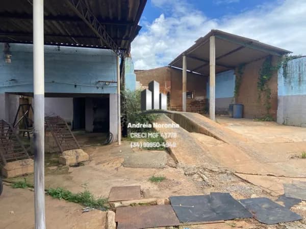 Lote Comercial Próximo à Avenida Brasil