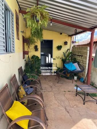 Casa Simples no Bairro Alto da Colina