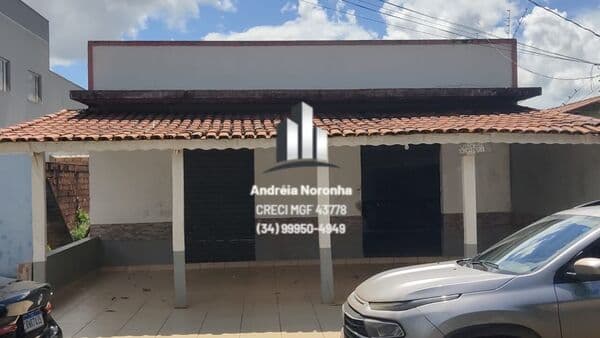 Imóvel Comercial na Avenida do Alto Limoeiro
