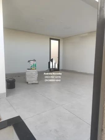 Casa no Bairro Afonso Queiroz