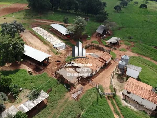 Fazenda 35,7 Hectares na Cabeceira do Chumbo