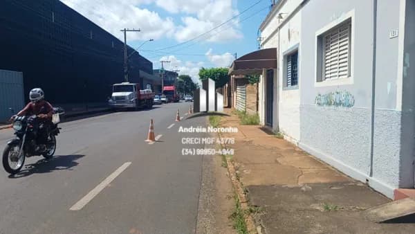 Lote na rua Ataualpa Dias Maciel - Bairro Rosário