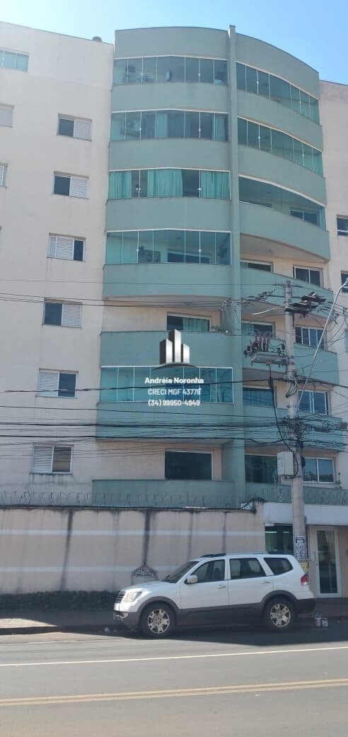 Apartamento em Uberlândia - Bairro Santa Mônica