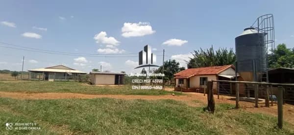 Fazenda 20,5 hectares em Presidente Olegário/MG