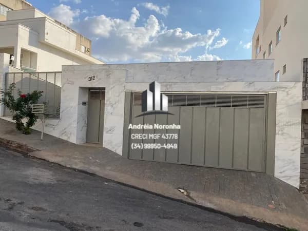 CASA ALTO PADRÃO - CIDADE JARDIM
