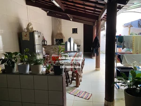 CASA A VENDA NO JARDIM CÉU AZUL