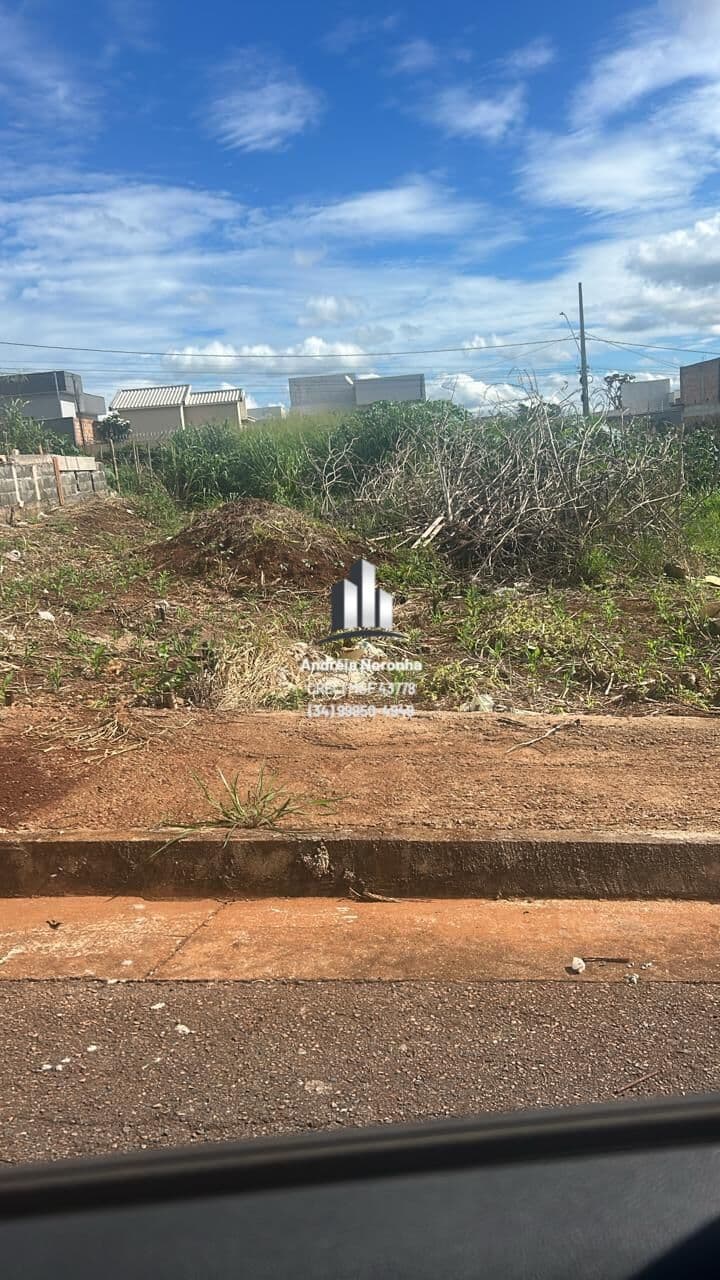 Lote 210,00 m² no bairro Afonso Queiroz