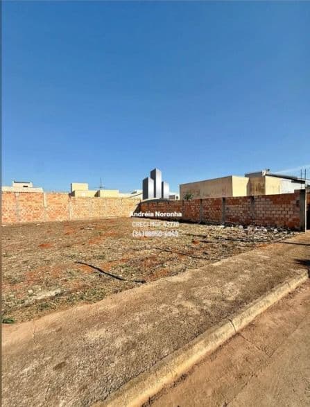 ✳️ VENDE-SE LOTE EXTRA NO BAIRRO SORRISO ✳️