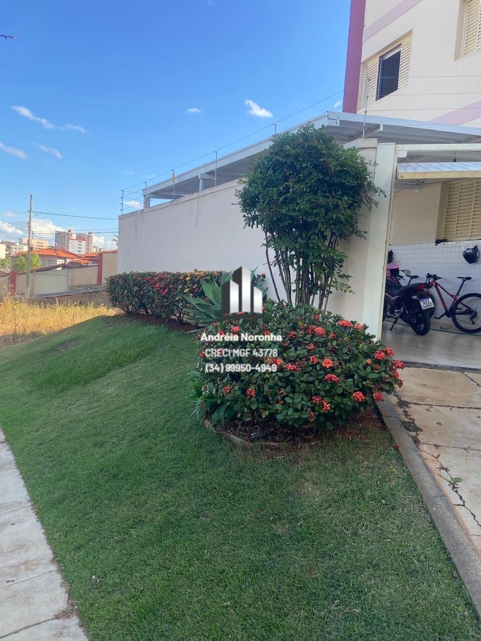 🏢 EXCELENTE APARTAMENTO NO TÉRREO PRÓXIMO AO MOCAMBO 🏢