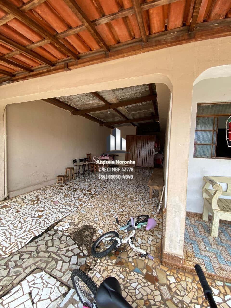 VENDE-SE 2 CASAS BAIRRO ELDORADO