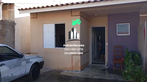 CASA NO CONDOMÍNIO MORADAS