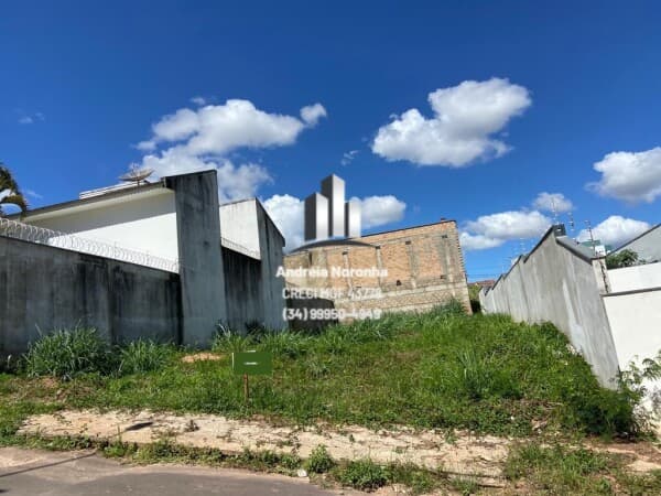 Lote Bairro Sobradinho, próximo ao Fórum