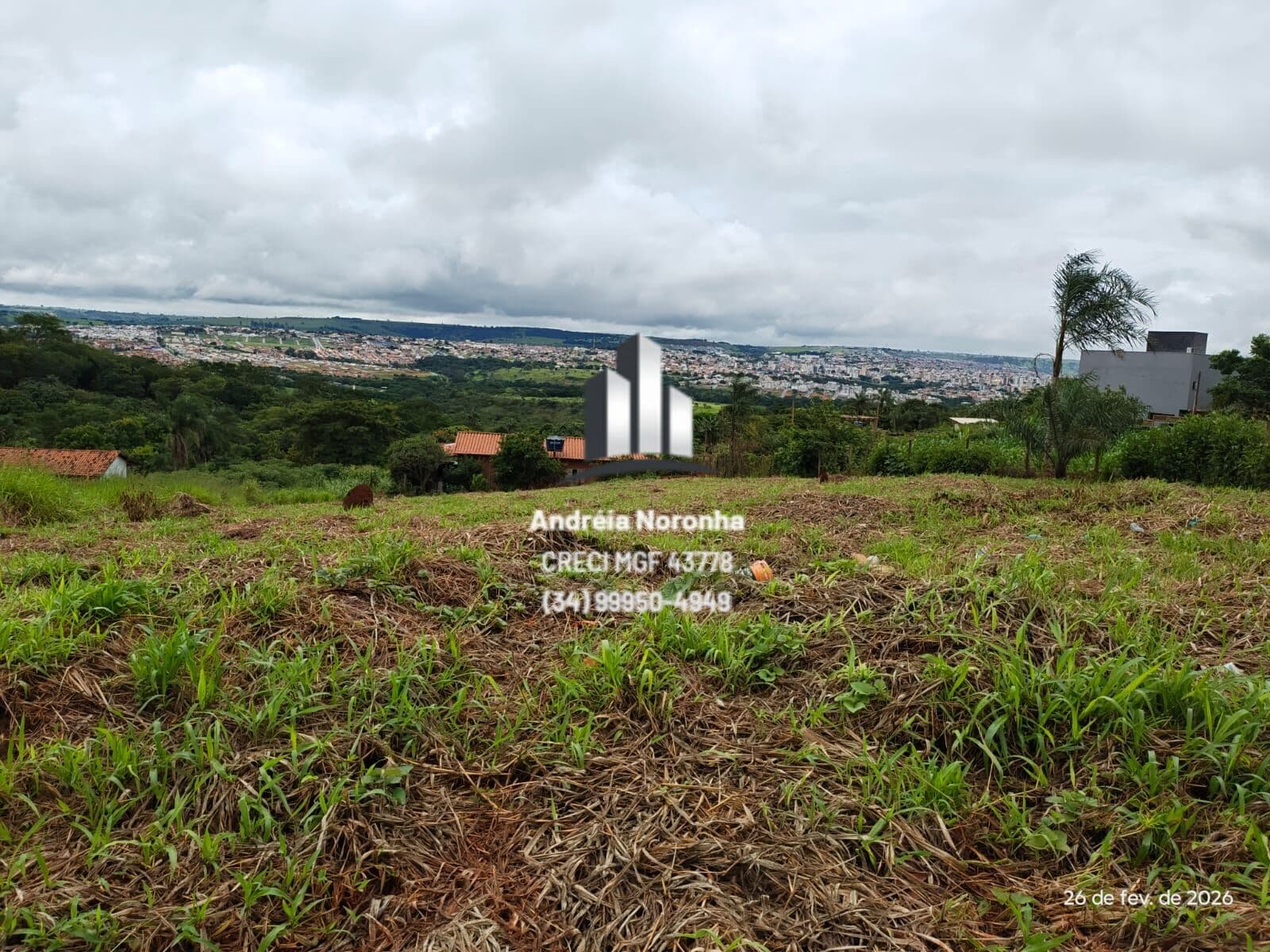🌴 CHÁCARA À VENDA AO LADO DA CIDADE 🌴