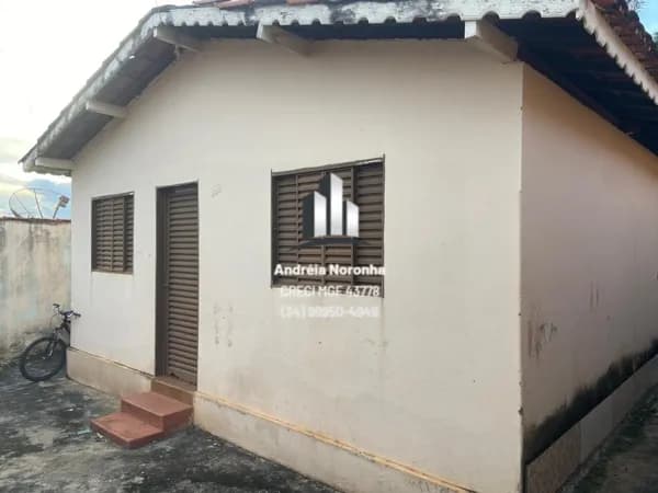 🏠 CASA SIMPLES À VENDA NO BAIRRO ALVORADA 🏠