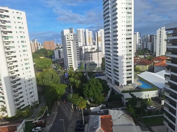 Descubra o conforto e a praticidade no Edifício Praia de Graúna