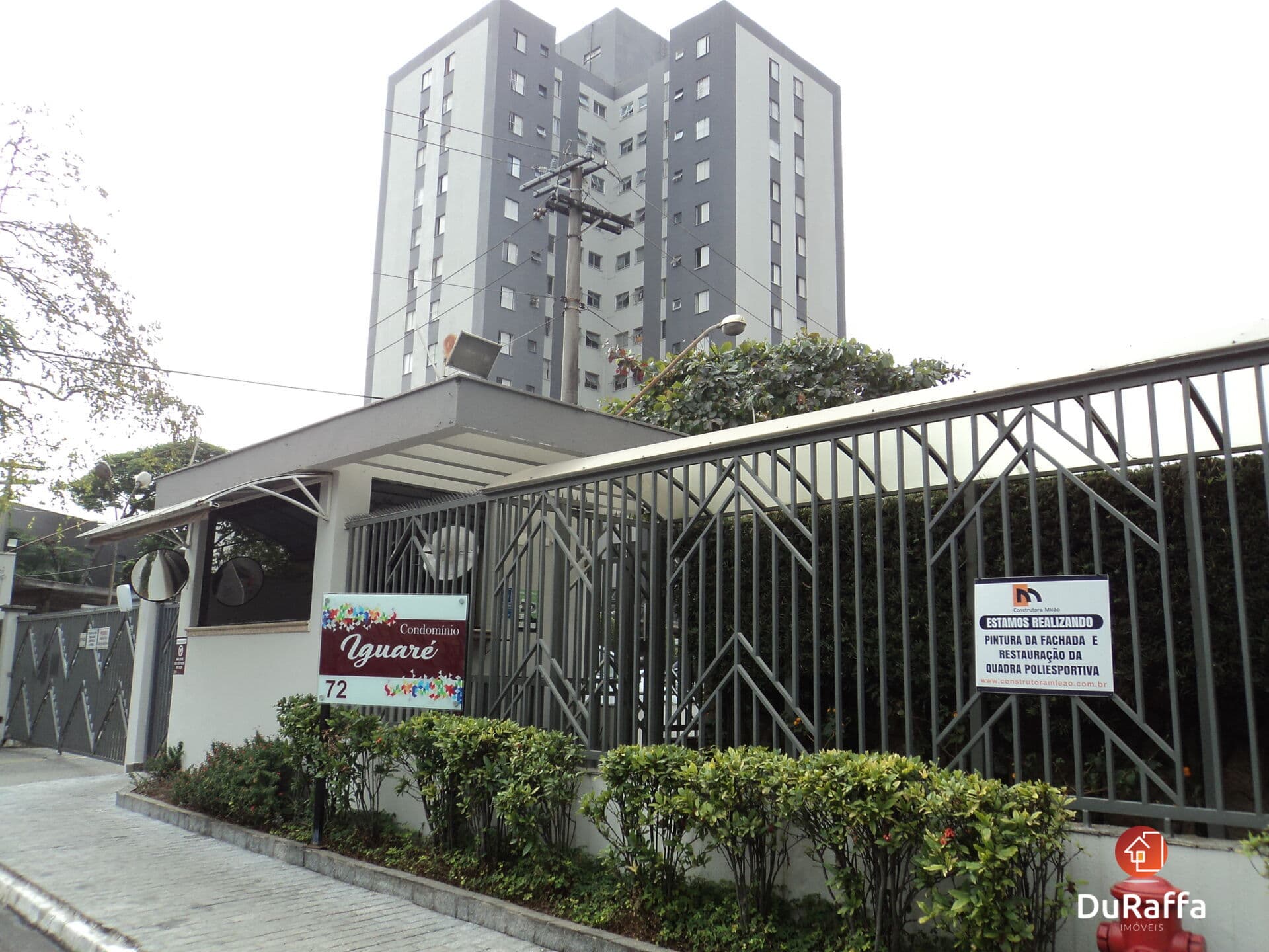 Apartamento - Condomínio Iguaré.