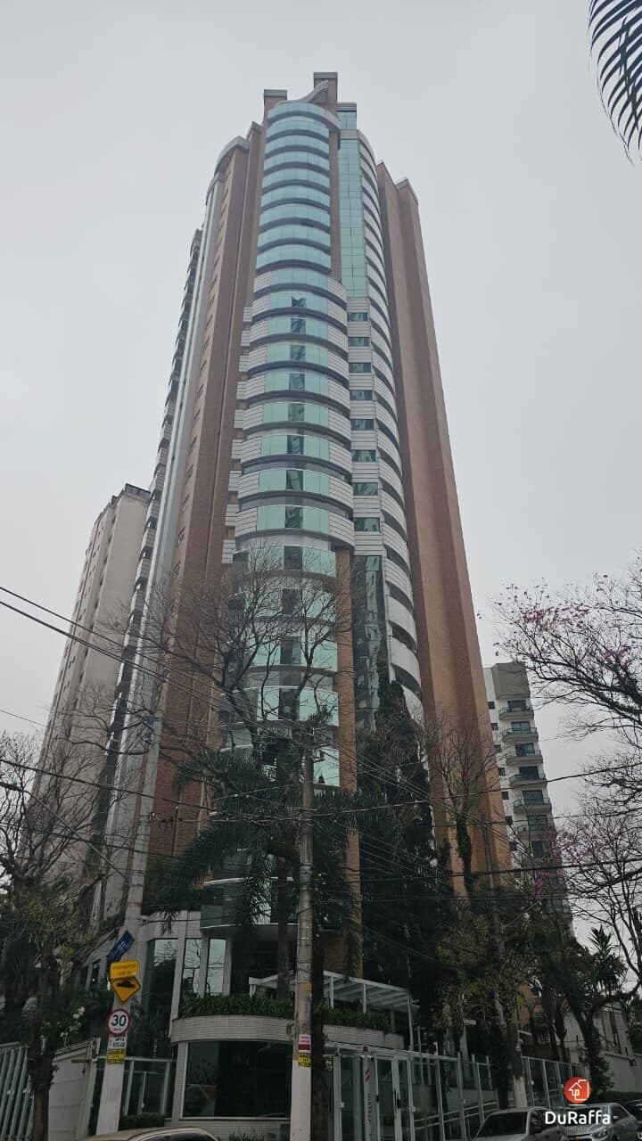Apartamento Alto Padrão - Edifício Villa Lobos