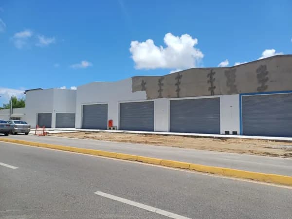 Loja comercial na juca sampaio pricnipal do barro duro