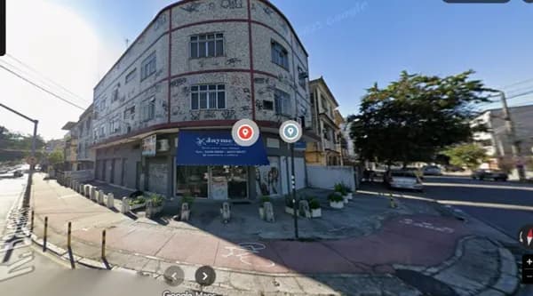 Loja Ponto Comercial LOJA A VENDA EM LEILÃO QUEM COMPRAR PODE FICAR RECEBENDO ALUGUEL