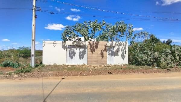 CASA NO LOTEAMENTO JOSE MARINHO DE BRITO EM AFOGADO INGAZEIRA