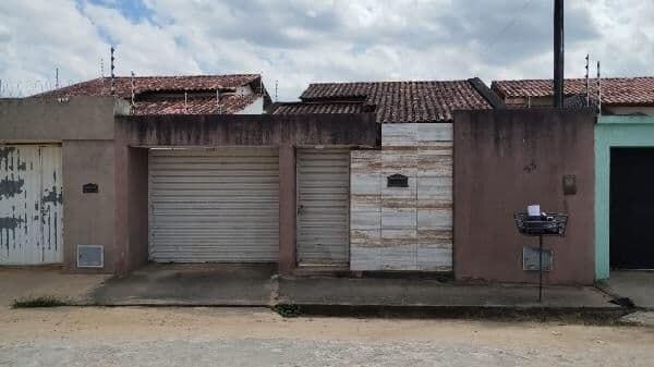 CASA EM ARAPIRACA – BAIRRO BOM SUCESSO