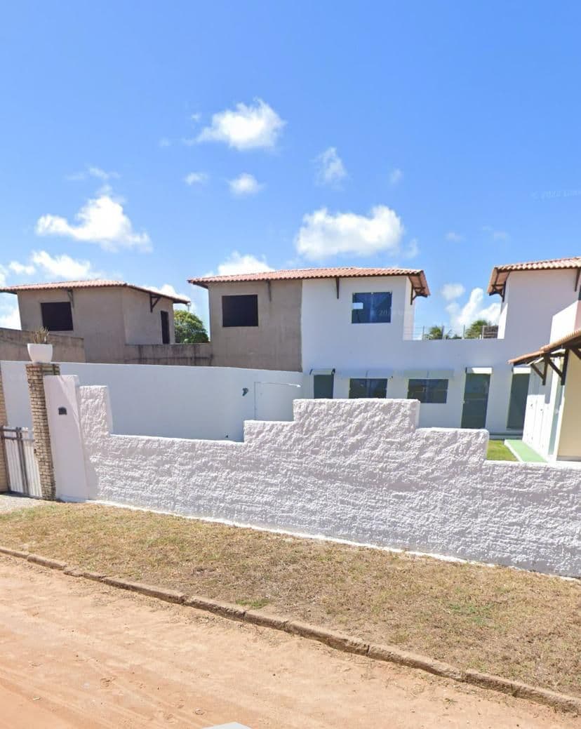 CASA EM TABUBA DAR PARA USAR COMO PEQUENA POUSADA