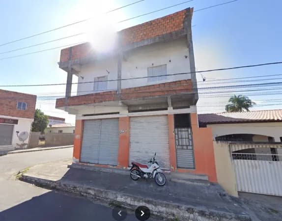PRÉDIO COMERCIAL DE 262,40 M² SOBRE TERRENO DE 212,50 M² NA CIDADE DE DELMIRO GOUVEIA/AL