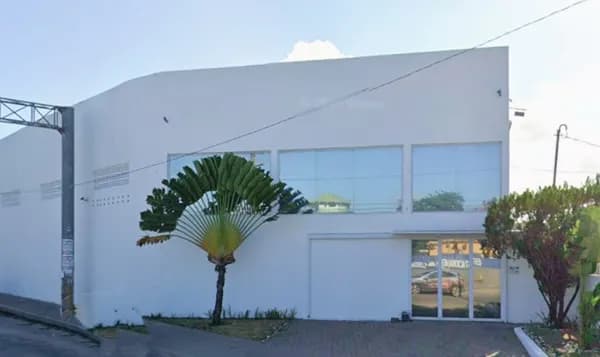 VENDA DE UM PRÉDIO COMERCIAL - Imóvel Comercial | Paulista/PE