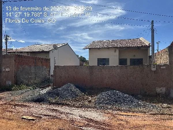 Casa Padrão FLORES DE GOIAS – GOIAS