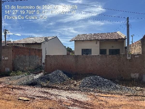 Casa Padrão FLORES DE GOIAS – GOIAS