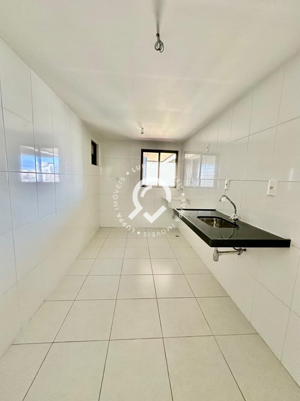 Apartamento 2/4 sendo 1 Suite - Mangabeiras - Maceió -AL