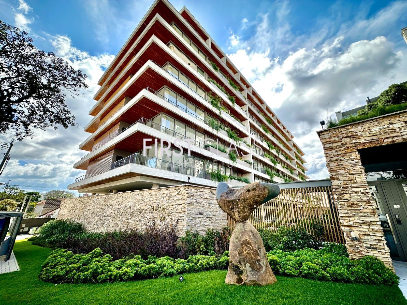 Apartamento Alto Padrão - Jardim