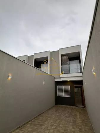 Sobrado novo com 2 suítes 2 vagas