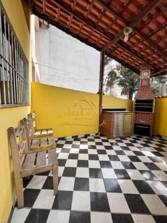 Sobrado á venda com 3 dormitórios e área gourmet, em Itaquera