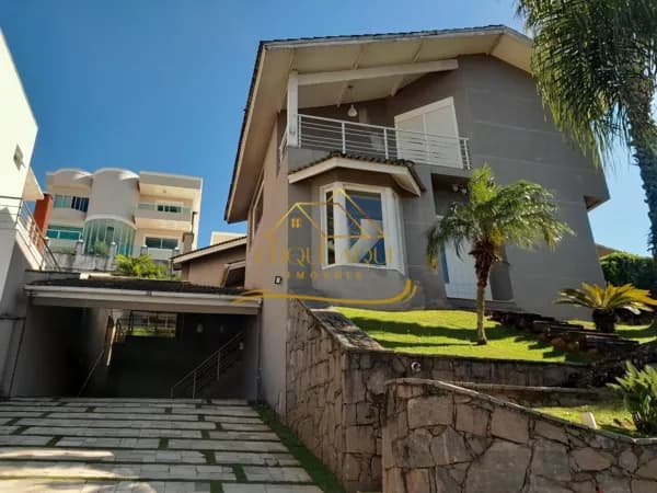 Sobrado Alto Padrão com 5 dormitórios à venda no Condomínio Hills III em Arujá