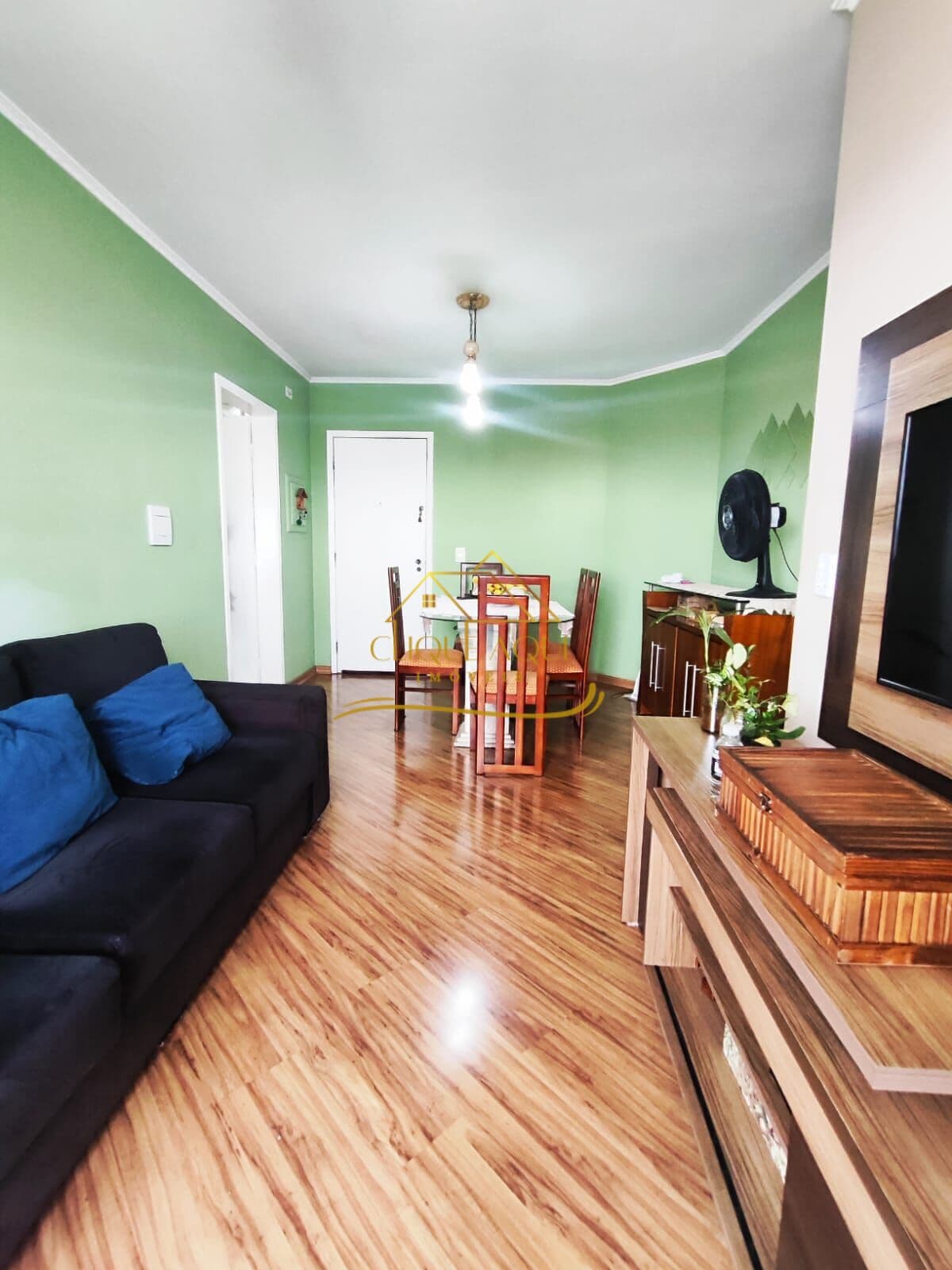 Apartamento Todo mobiliado.