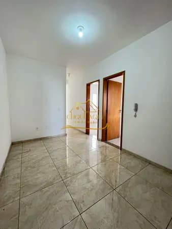 Apartamento com 2 dormitórios ao lado do metrô Patriarca para locação