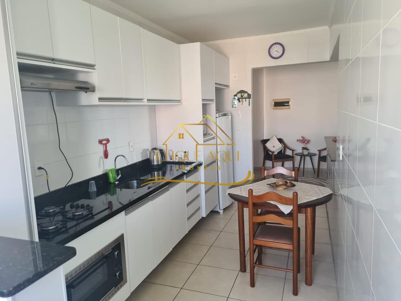 Apartamento em Guilhermina, Praia Grande/SP