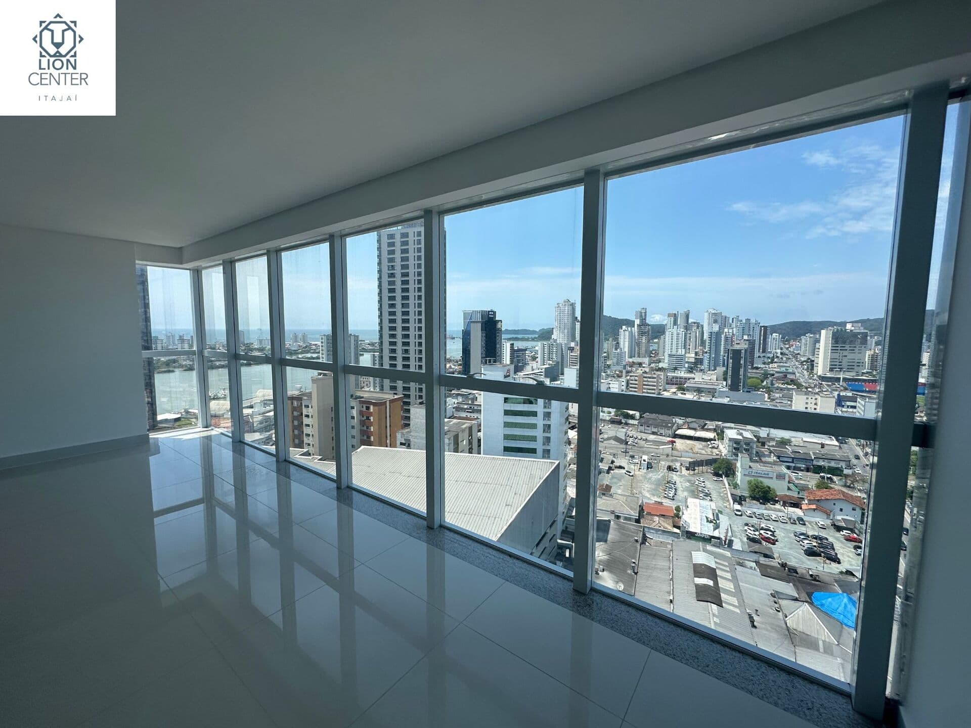 Sala/Conjunto em Itajaí - Centro