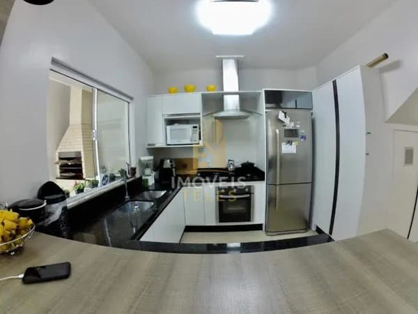 Sobrado em Balneário Camboriú - Centro