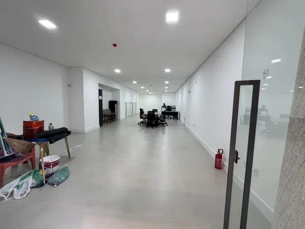 Sala/Conjunto em Balneário Camboriú - Centro