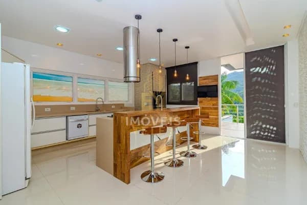 Casa em Balneário Camboriú - Ariribá