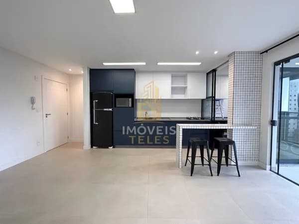 Apartamento a venda na praia brava.