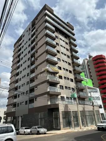 Apartamento em Passos - Centro
